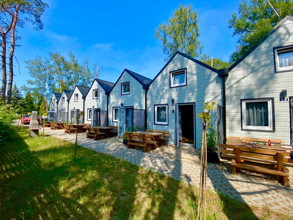 Domy Nad Morzem- Family Resort - Chata Pirata 2 Dziwnów Exteriör bild