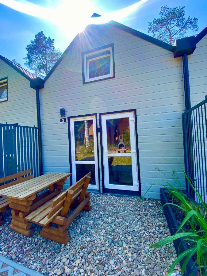 Domy Nad Morzem- Family Resort - Chata Pirata 2 Dziwnów Exteriör bild