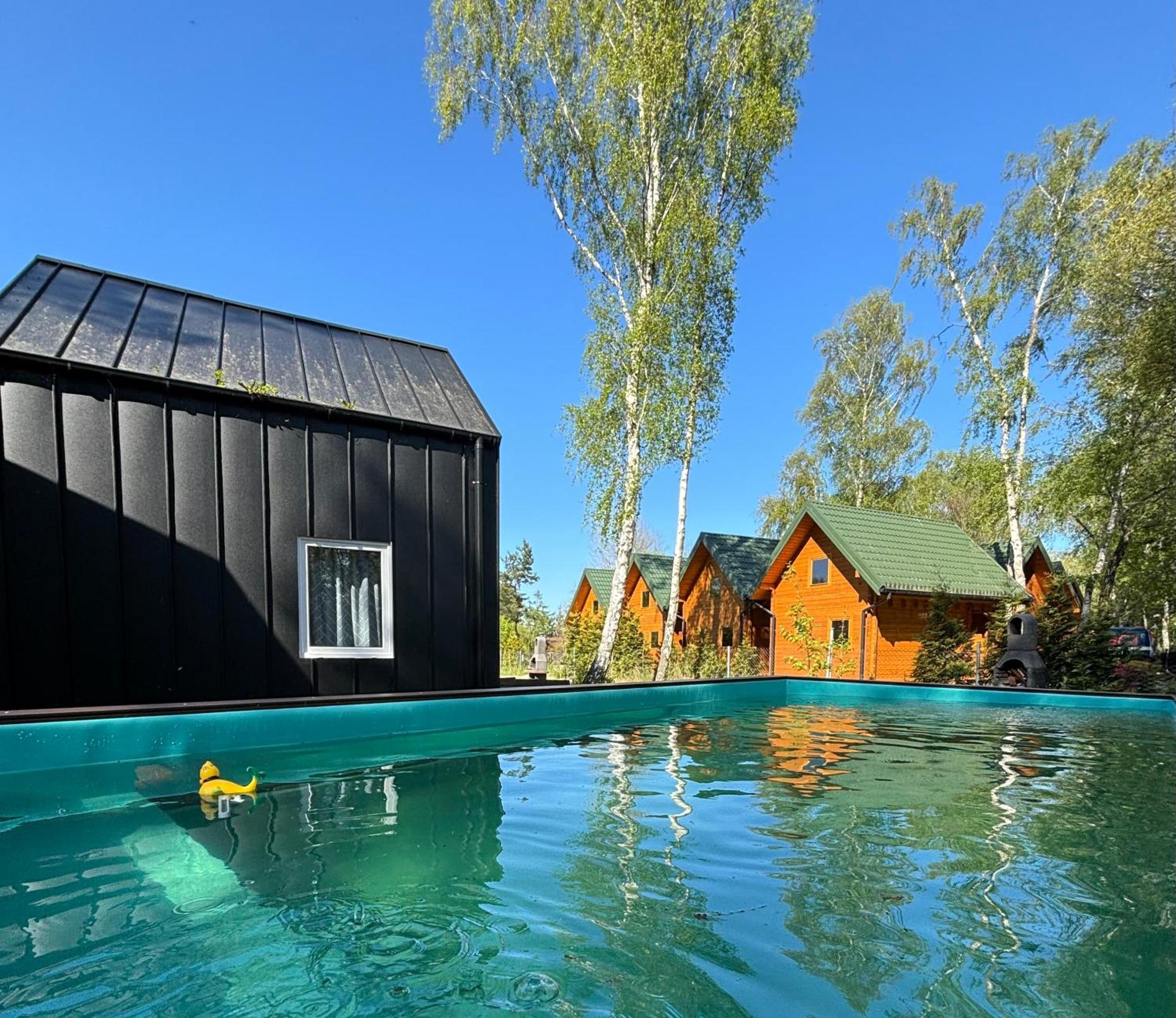 Domy Nad Morzem- Family Resort - Chata Pirata 2 Dziwnów Exteriör bild