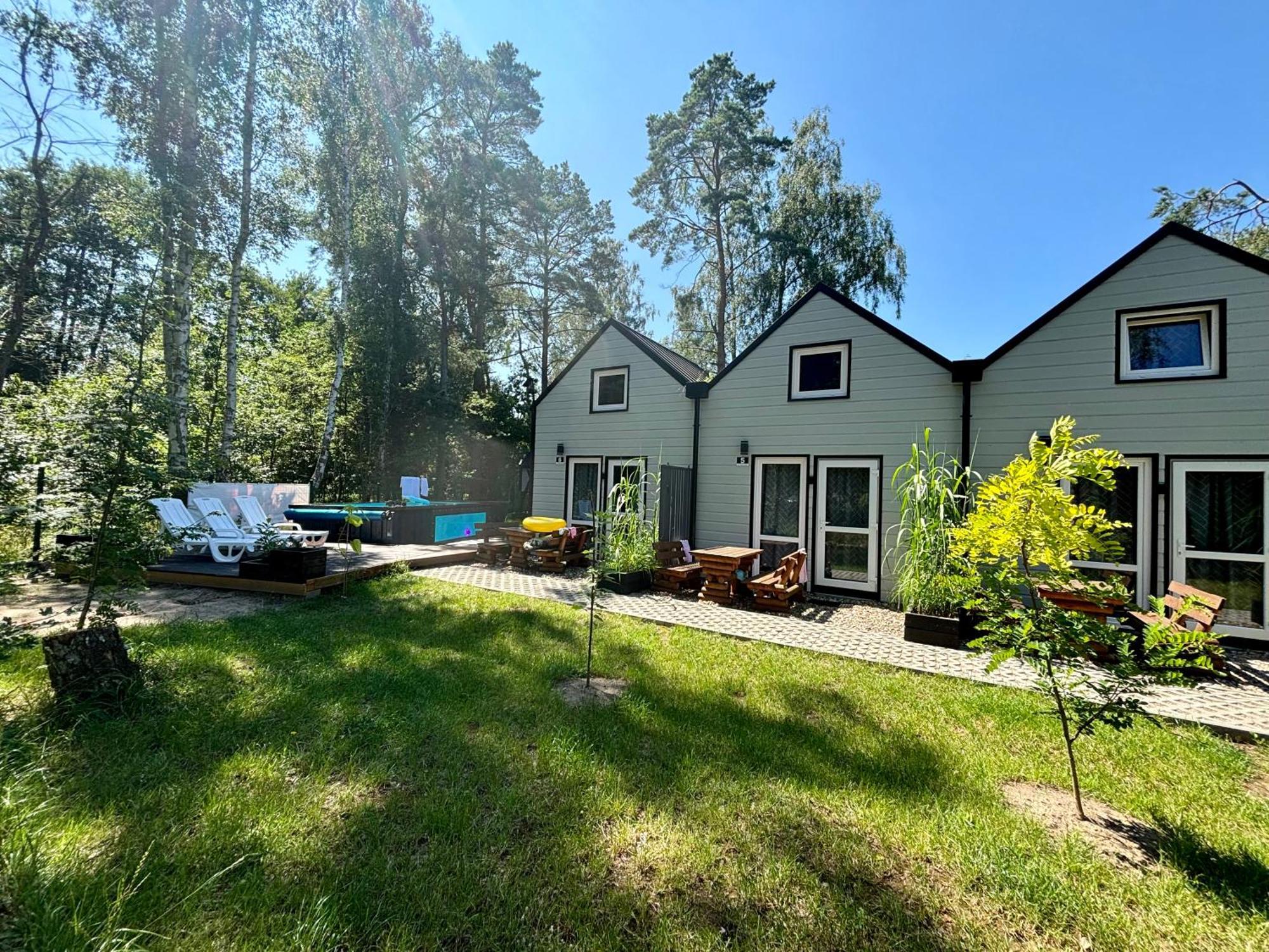Domy Nad Morzem- Family Resort - Chata Pirata 2 Dziwnów Exteriör bild